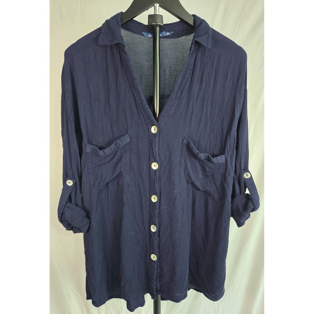 Navy Blue Crinkle Button Front Top Roll Tab Sleeve Sz M/L Beach Coastal Casual